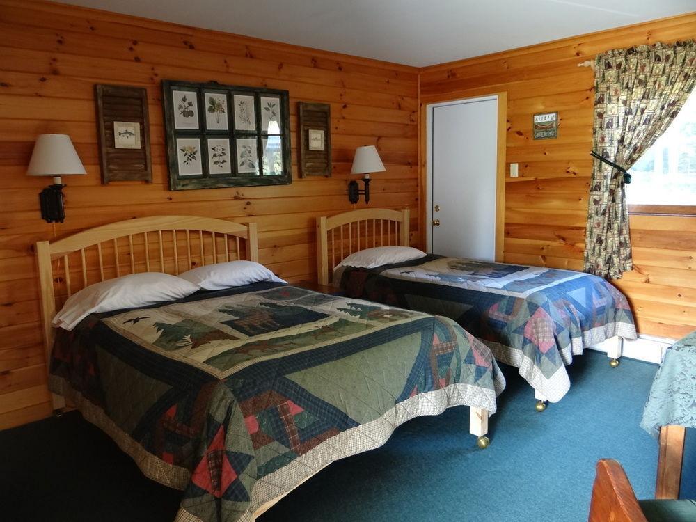 Blue Gentian Lodge At Magic Mountain Londonderry Exteriör bild